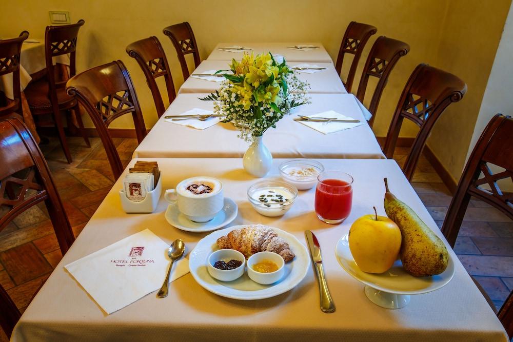 Hotel Fortuna Perugia Bagian luar foto