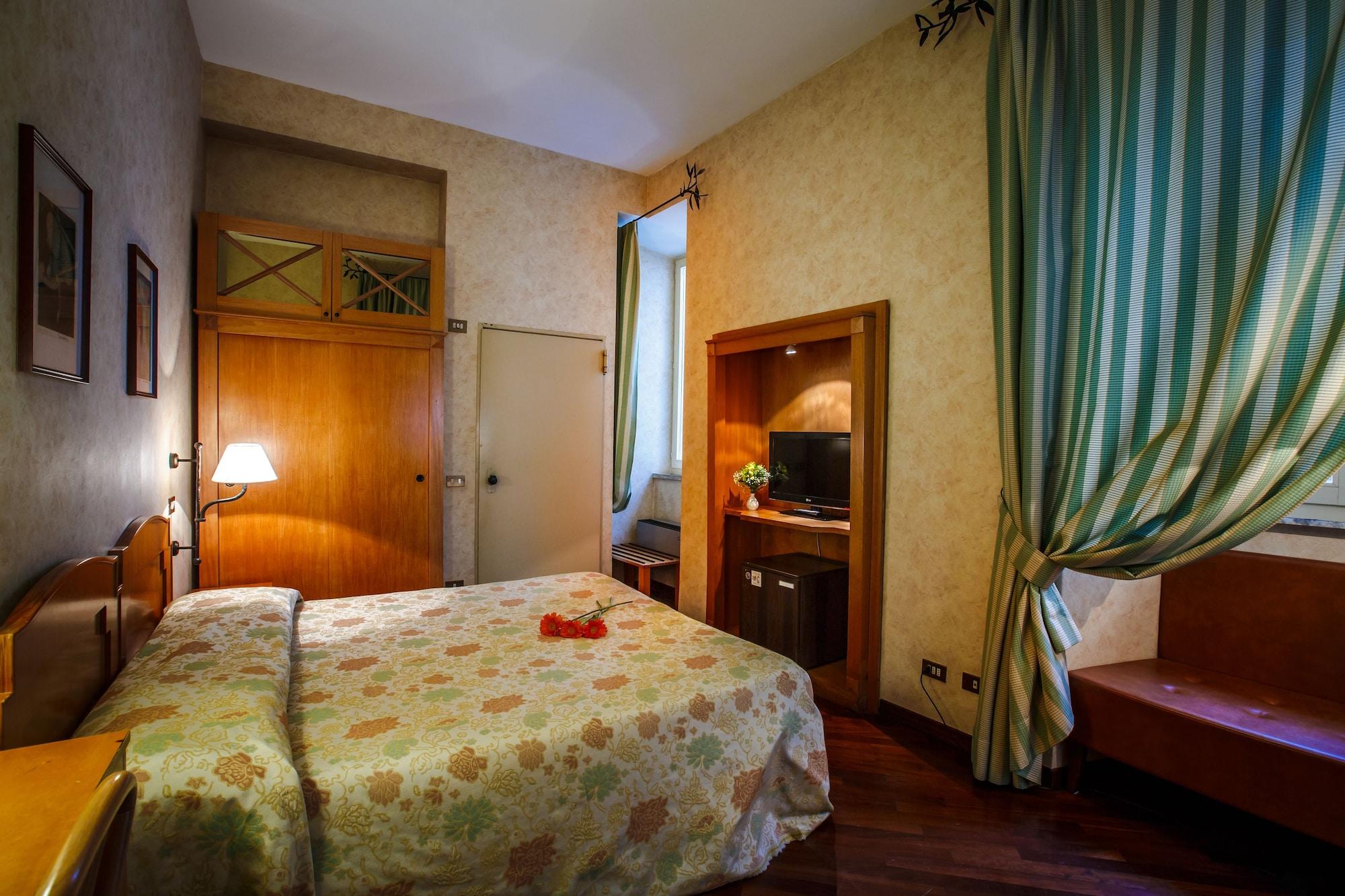 Hotel Fortuna Perugia Bagian luar foto