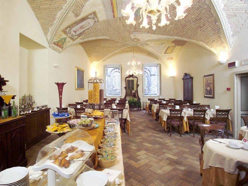 Hotel Fortuna Perugia Bagian luar foto