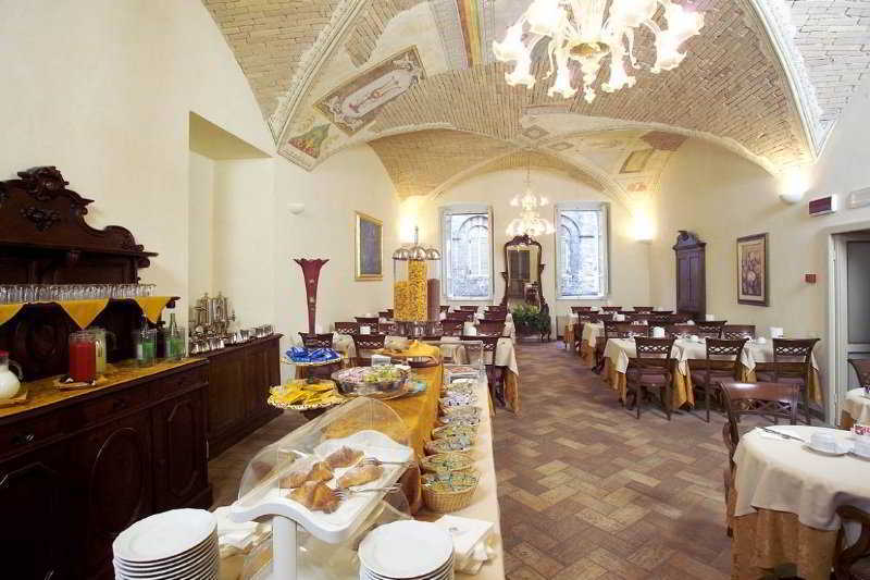 Hotel Fortuna Perugia Bagian luar foto